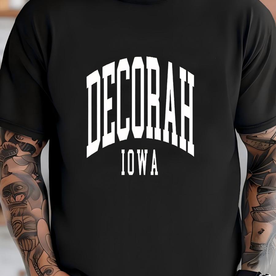 Decorah Sweatshirt, Decorah Iowa, Decorah Gift, Crewneck Sweatshirt, Travel Sweatshirt, Gift For Her T-shirt