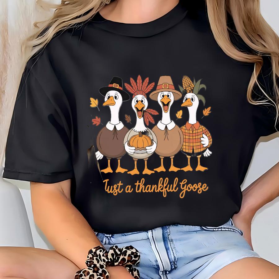 Thankful Goose Hoodie: Fall Thanksgiving Tee T-shirt