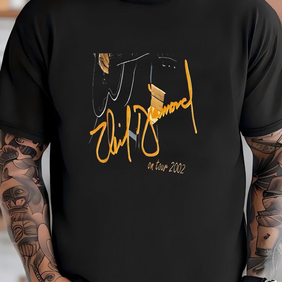 Vintage 2002 Neil Diamond On Tour Band Graphic Tee Size Medium T-shirt