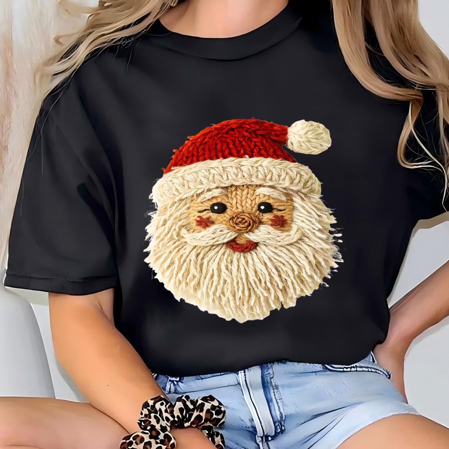 Retro Santa Sweatshirt, Vintage Santa Sweatshirt, Retro Christmas Santa, Holiday Clothing Women, Christmas Sweatshirt For Woman, T-shirt