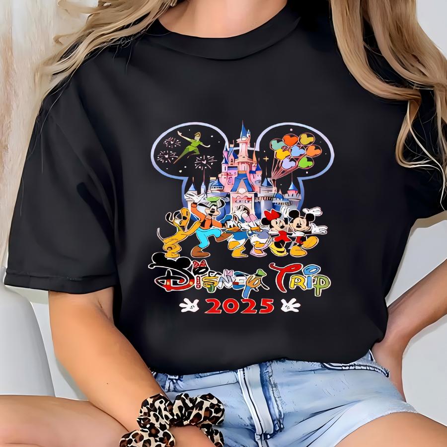 Family Trip 2025 Shirt, Matching Vacation Tee, Land Group Shirt, Personalized Christmas Family Tee. T-shirt