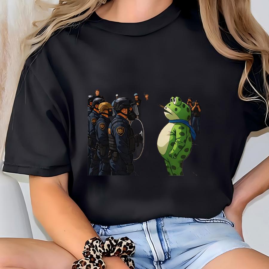 Portland Frog Protest Sweatshirt, Anti Ice Shirt, Anti Fascism Shirt, Frog Activist Shirt, Resistance Tee, Ice Shirt, Political Shirt T-shirt