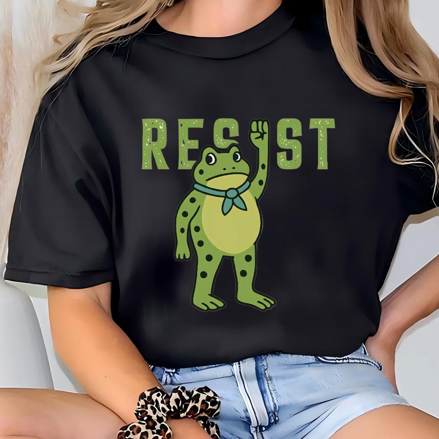 Resist Portland Frog Shirt I Stand With Frog Protest Tee Anti Anti Fascism Shirt For Activists Political Statement Outfit T-shirt