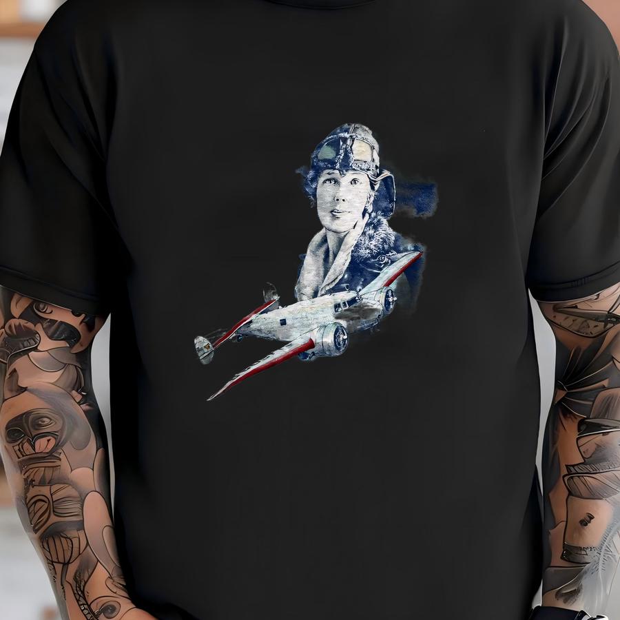 Vintage 1998 Amelia Earhart Hoodie Size M Sophos Art Tee Aviation Pioneer Pilot Airplane History Woman Aviator Lockheed Vega 5b T-shirt