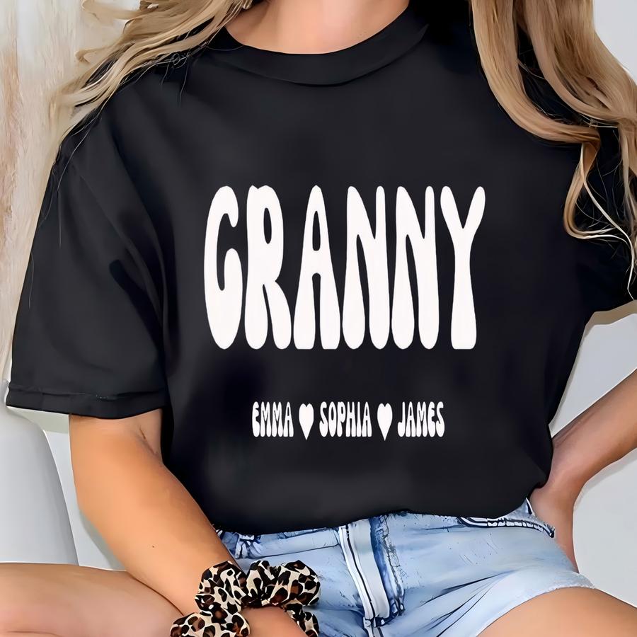 Personalized Granny Sweatshirt With Grandkids Names, Custom Grandma Crewneck, Birthday Gigi Mimi Gift, Cute Grandma Gift, New Granny Sweater T-shirt