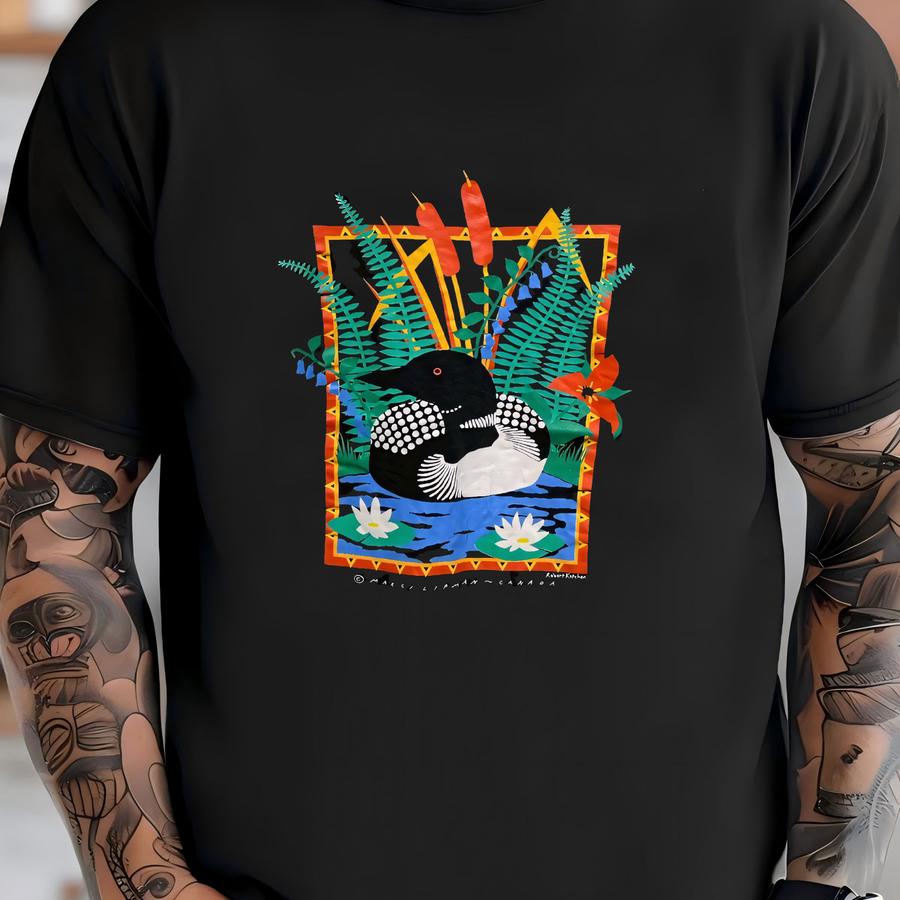 Vintage 90s Canada Loon Art Hoodie Size L Robert Katcher Artist Tee Canadian Wildlife Bird Nature Water Lily Pond Scene Souvenir Colorful T-shirt