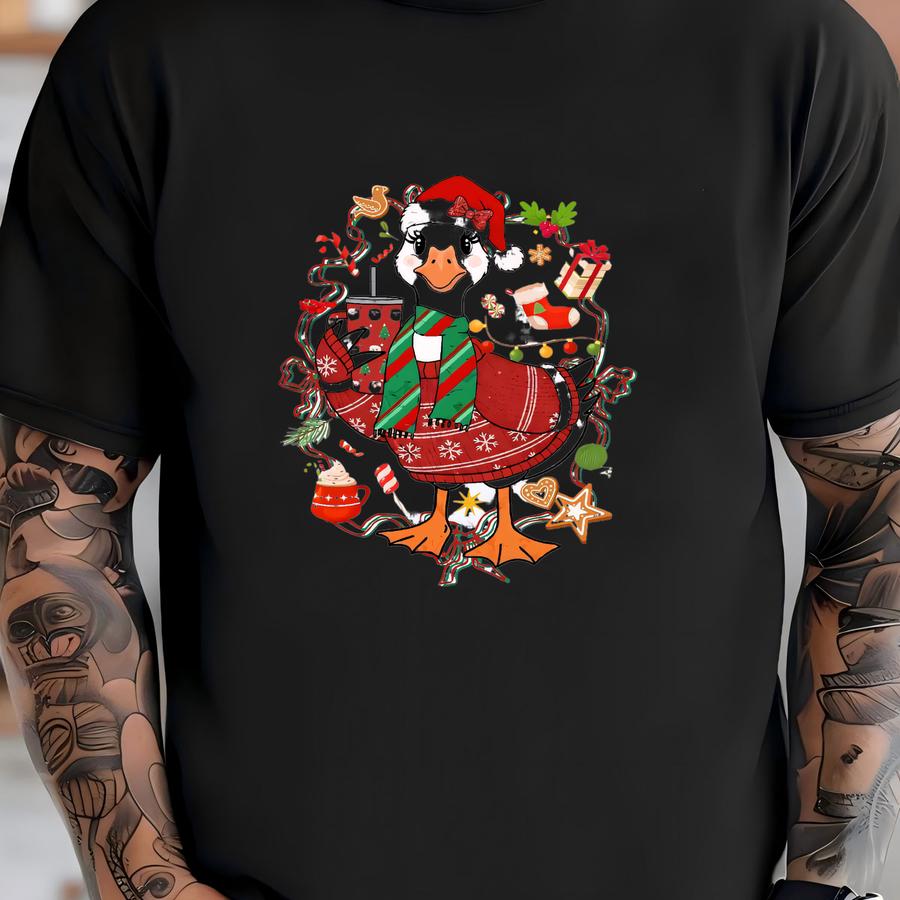 ® Funny Goose Christmas Shirt, Silly Goose Holiday Tee, Cute Xmas Shirt For Women, Vintage Goose Graphic Top, Christmas Gift T-shirt