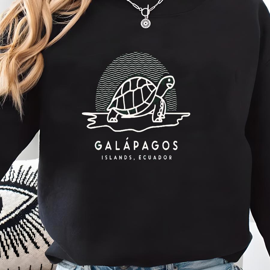 Galápagos Islands Crewneck – Ecuador Wildlife Nature Sweatshirt Sweatshirt Galápagos Islands Crewneck – Ecuador Wildlife Nature Sweatshirt Sweatshirt
