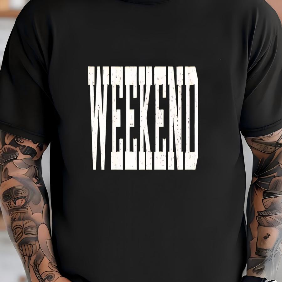 Weekend Crewneck Sweatshirt / Gift For Her / Cozy Sweatshirt / Trending Sweatshirt / College Sweatshirt / Sweatshirts For Mom / Weekend Love T-shirt