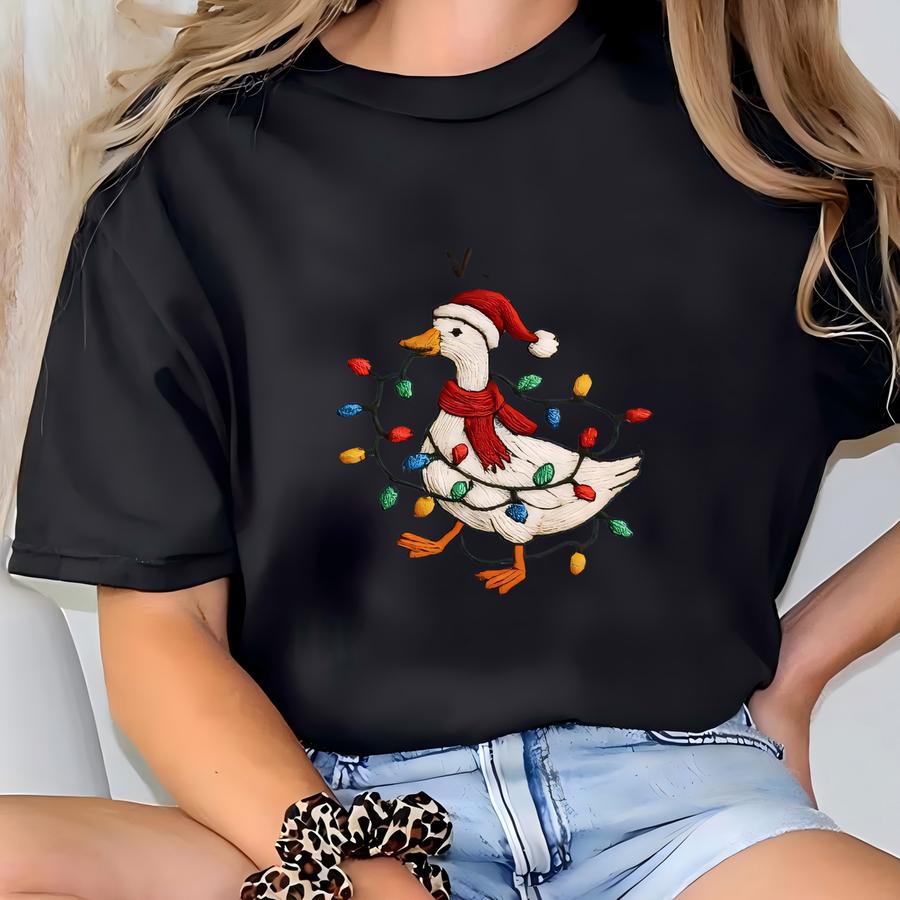 Festive Goose On The Loose Christmas Sweatshirt, Holiday Bird Gift, Funny Xmas Lights Animal Hoodie T-shirt