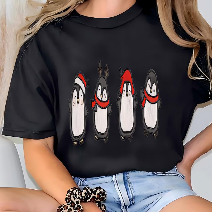Christmas Penguins Sweatshirt: Cute Penguin Sweatshirt T-shirt