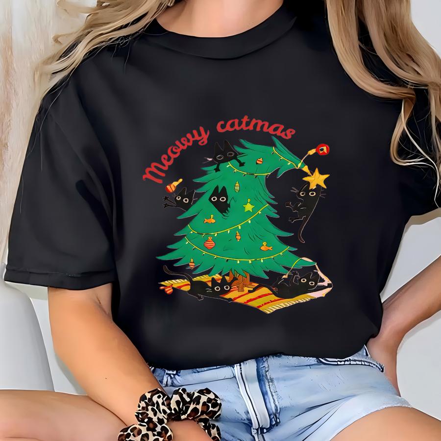 Christmas Black Cats Sweatshirt, Cute Holiday Cat Lover Sweater, Festive Kitty Crewneck, Funny Xmas Gift, Cozy Winter Pet Shirt T-shirt