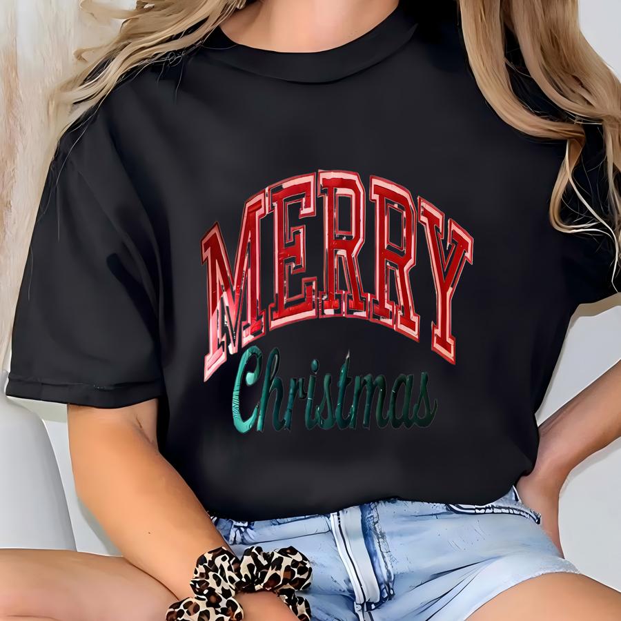 Merry Christmas Sweatshirt, Merry Christmas Family Shirt, Womens Christmas Sweatshirt,holiday Sweater,merry Christmas Gift Shirt T-shirt