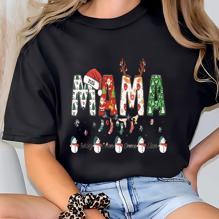 Custom Christmas Mama Shirt, Mama Claus Sweatshirt, Merry Christmas Gift For Mom, Christmas Grandma Sweater, Christmas Gift For Grandparents T-shirt