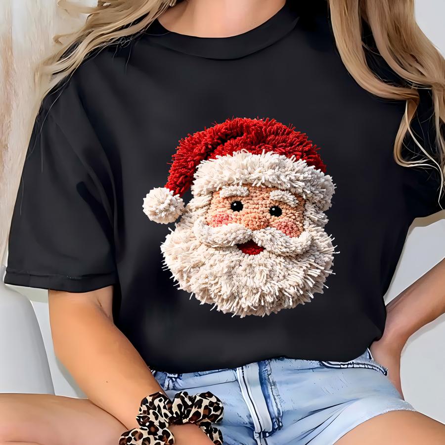 Faux Yarn Punch Needle Santa Christmas © - Shirt - Merry Xmas - Christmas Shirt - Realistic Santa Shirt - Faux Latch Hook Yarn T-shirt