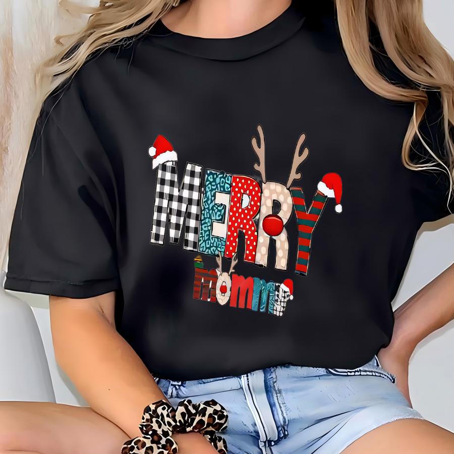 Merry Family Hoodies, Mommy And Me Christmas Sweatshirts, Matching Christmas Sweatshirts, Christmas Outfit, Matching Christmas Sweatshirts T-shirt