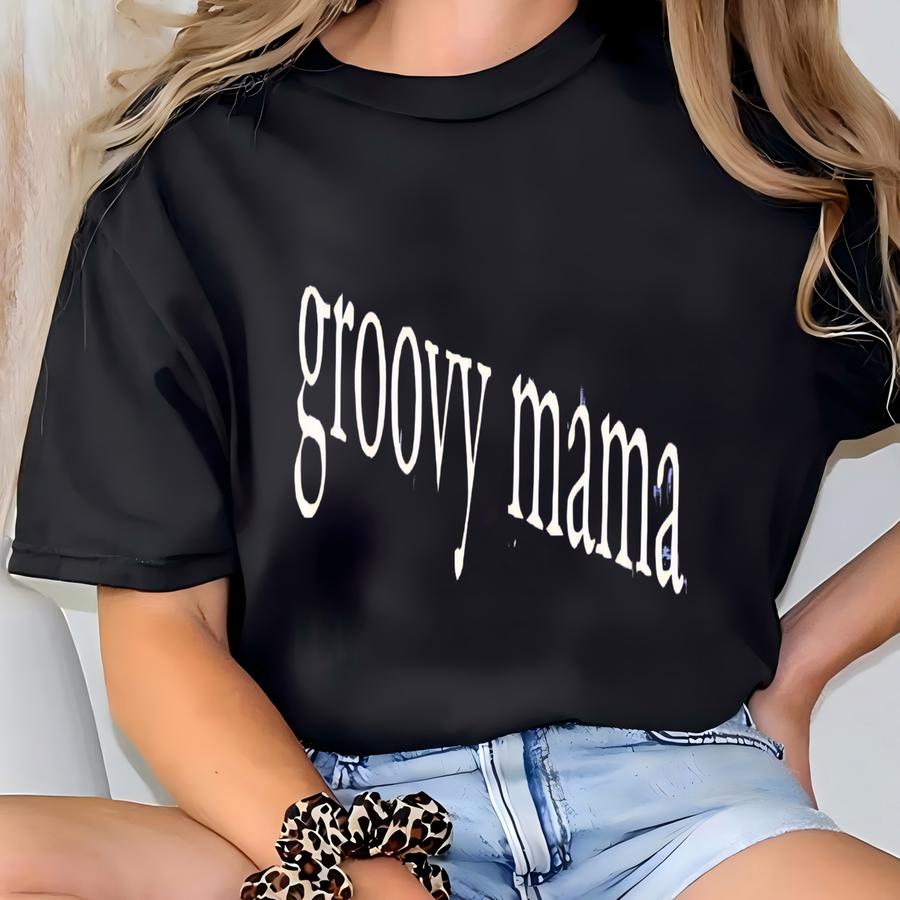® Groovy Mama Shirt, Retro Mama Tee, Vintage Style Mom Shirt, Cool Mom Sweatshirt, Hippie Mama Crewneck, Groovy Mom Tshirt T-shirt