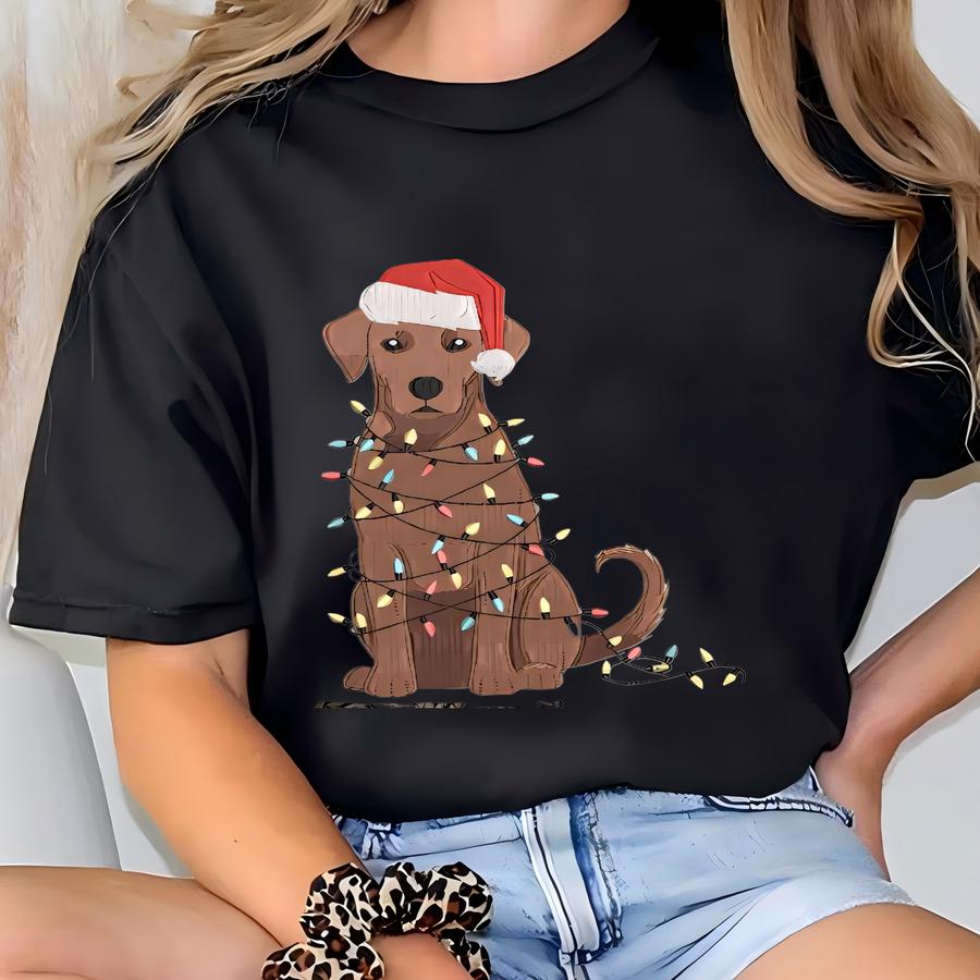 Christmas Chocolate Labrador Sweatshirt: Dog Owner Christmas Gift | Chocolate Labrador Christmas Sweatshirt | Dog Mom Sweater T-shirt