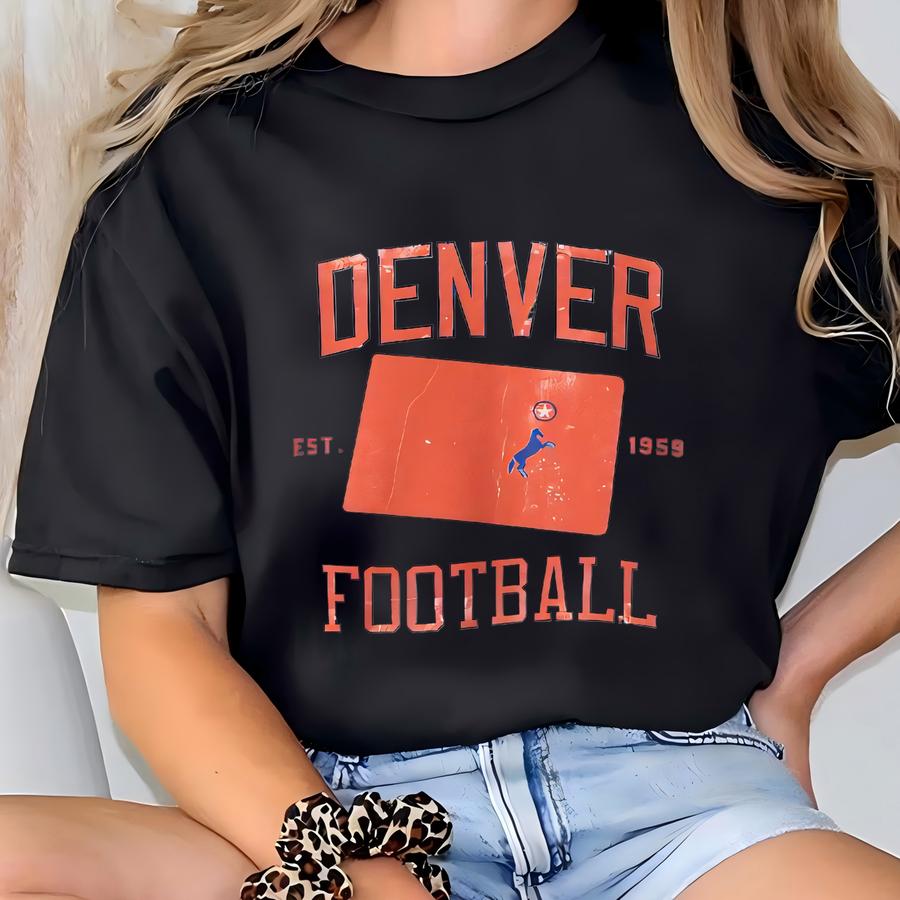 Vintage Denver Sweatshirt, Football Unisex Sweatshirt, Gift For Fan, Sport Clothing, Denver Broncos, Football Team 2025 T-shirt