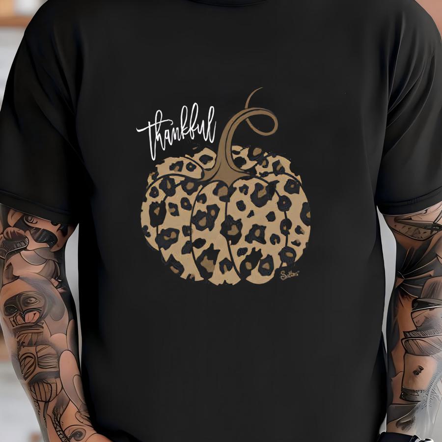 Mens Womens Thankful Pumpkin Fall Leopard Print T-shirt