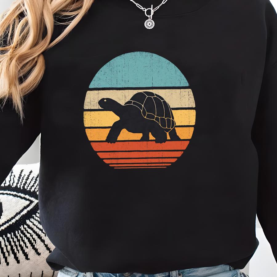 Tortoise Sunset Shirt / Tortoise Shirt / Tortoises Gifts / Retro Vintage / Turtle Lover / Tortoise Design / Turtle Print Art Tank Top Hoodie Sweatshirt