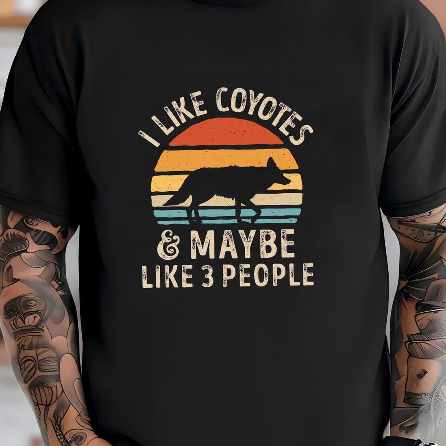 I Like Coyotes Retro Shirt / Coyote Shirt / Coyote Gifts / Coyote Design / Jackal Lover Gift / Vintage Sunset / Tank Top / Hoodie T-shirt