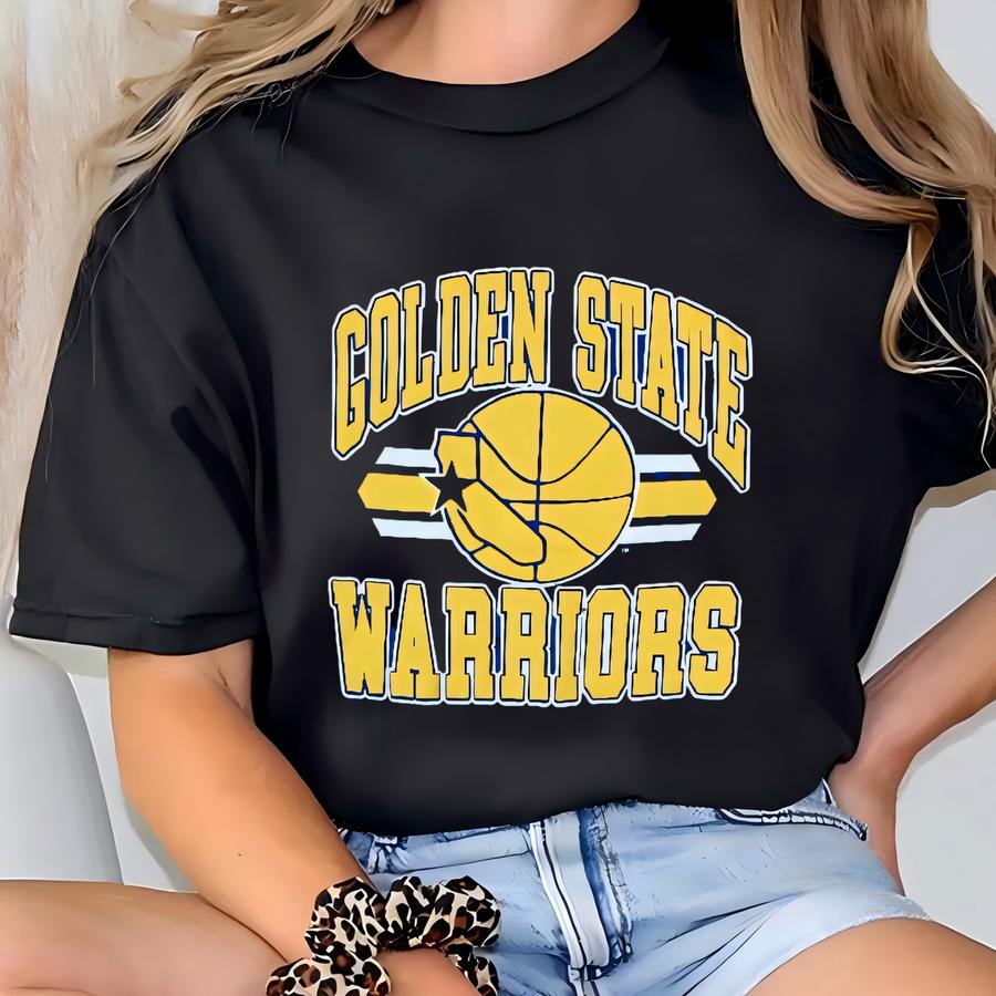 Vintage Golden State Warriors 1980s 80s T Shirt Trench San Francisco California Made Usa Basketball Brand New Old Stock Original Classic T-shirt