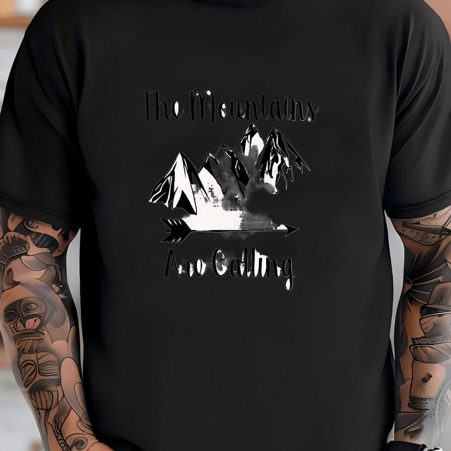 Mountains Are Calling Trucker Hat: Family Camping  T-shirt