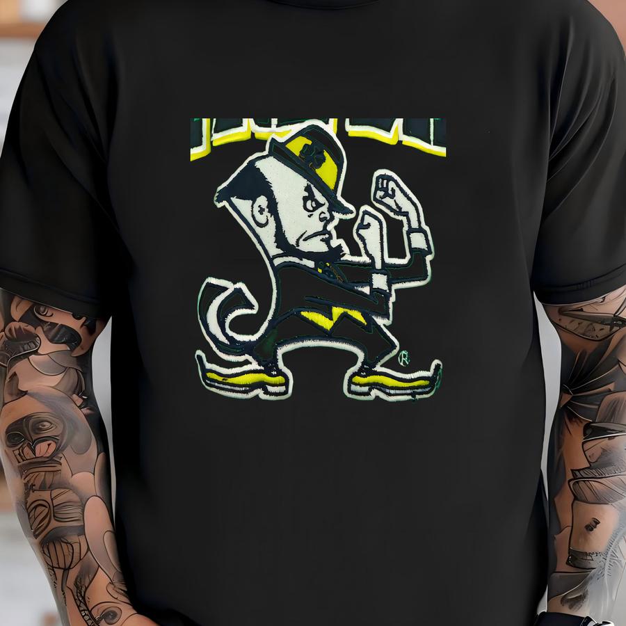 Vintage Hoodie Fighting Irish And In Great Condition! T-shirt