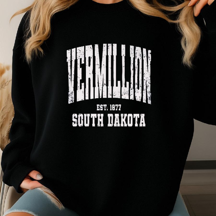 Vermillion, South Dakota Sweatshirt. Vermillion, Sd Vintage Unisex Crewneck Sweatshirt. Yc Sweatshirt