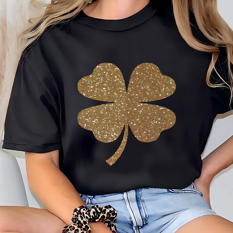 St. Patricks Day Shamrock Tee T-shirt