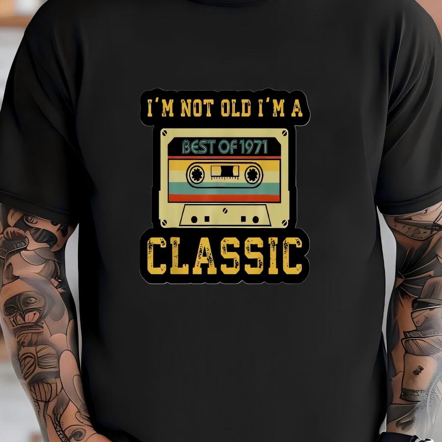 I'm Not Old I'm A Classic Trucker Hat: 1971 Vintage Style T-shirt