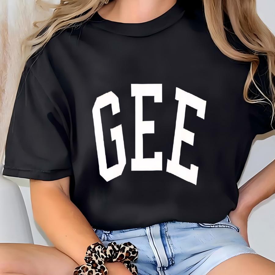 Gee Crewneck Crewneck Unisex Sweatshirt - Grandparent Favorite - Grandma Apparel - Family Baby Announcement - Popular Mother's Day Gift ! T-shirt