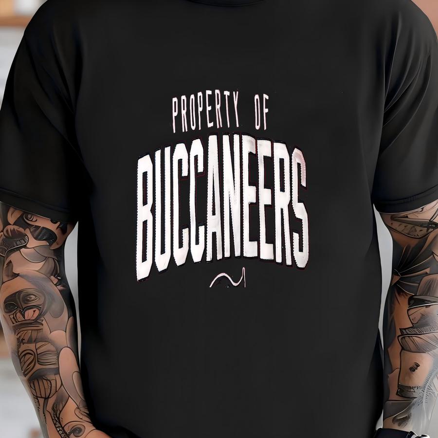 Tampa Bay Buccaneers Gridiron Hoodie T-shirt